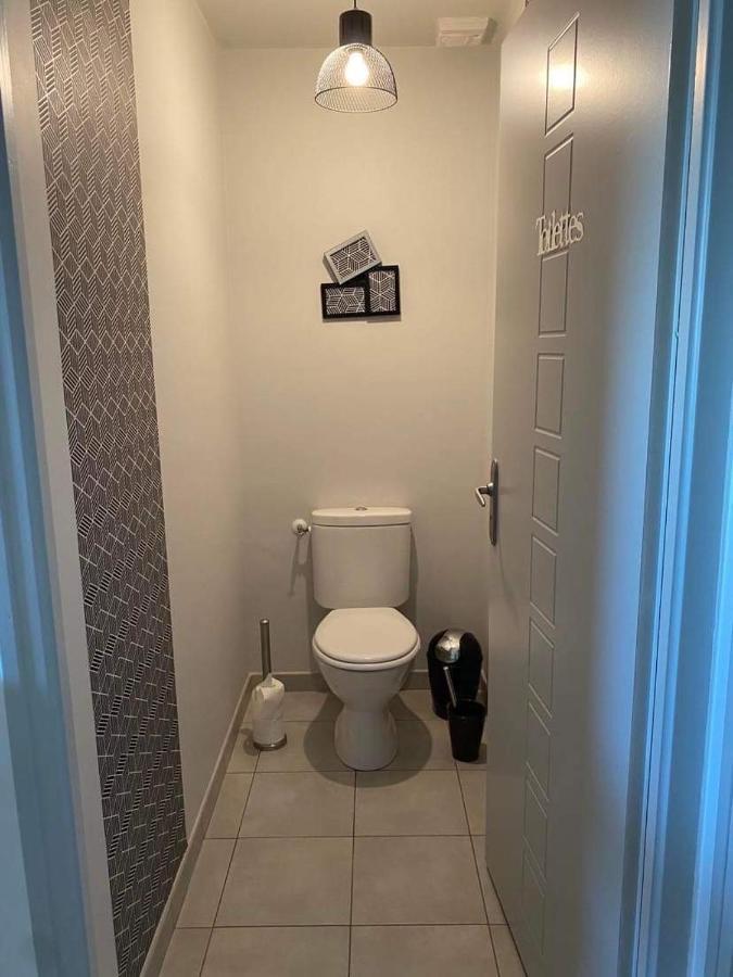 Chambre Les Hortensias Шалан Екстериор снимка