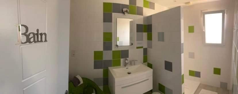 Chambre Les Hortensias Шалан Екстериор снимка